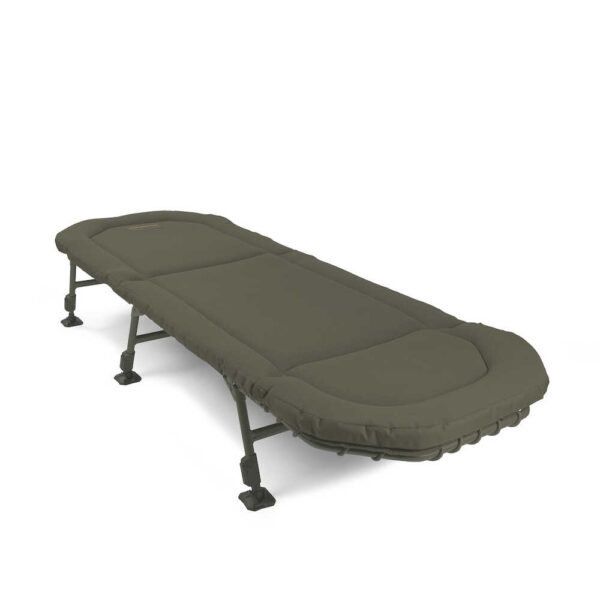 Avid Carp Benchmark Leveltech Bedchair & Ascent RS Camo Sleeping Bag